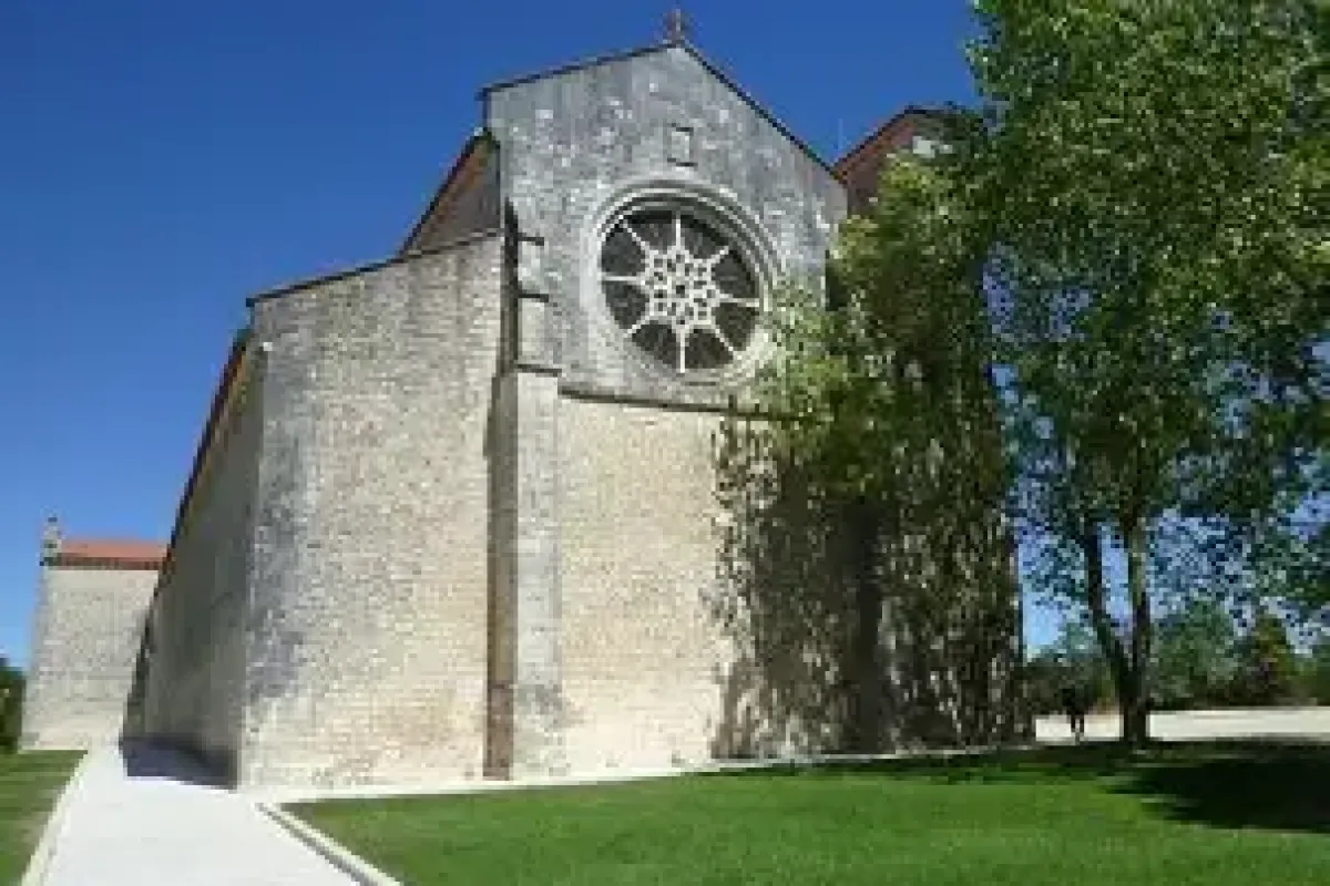 Huși - Santarem