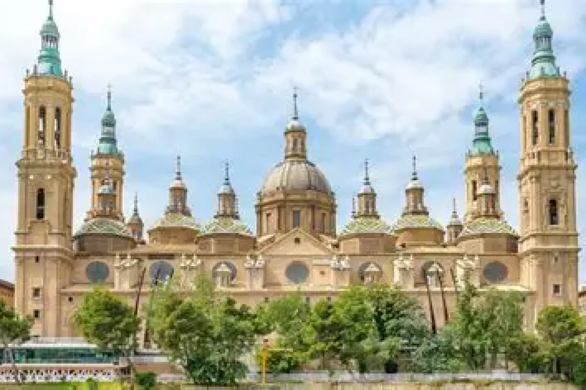 Chișinău - Pilar de la Horadada