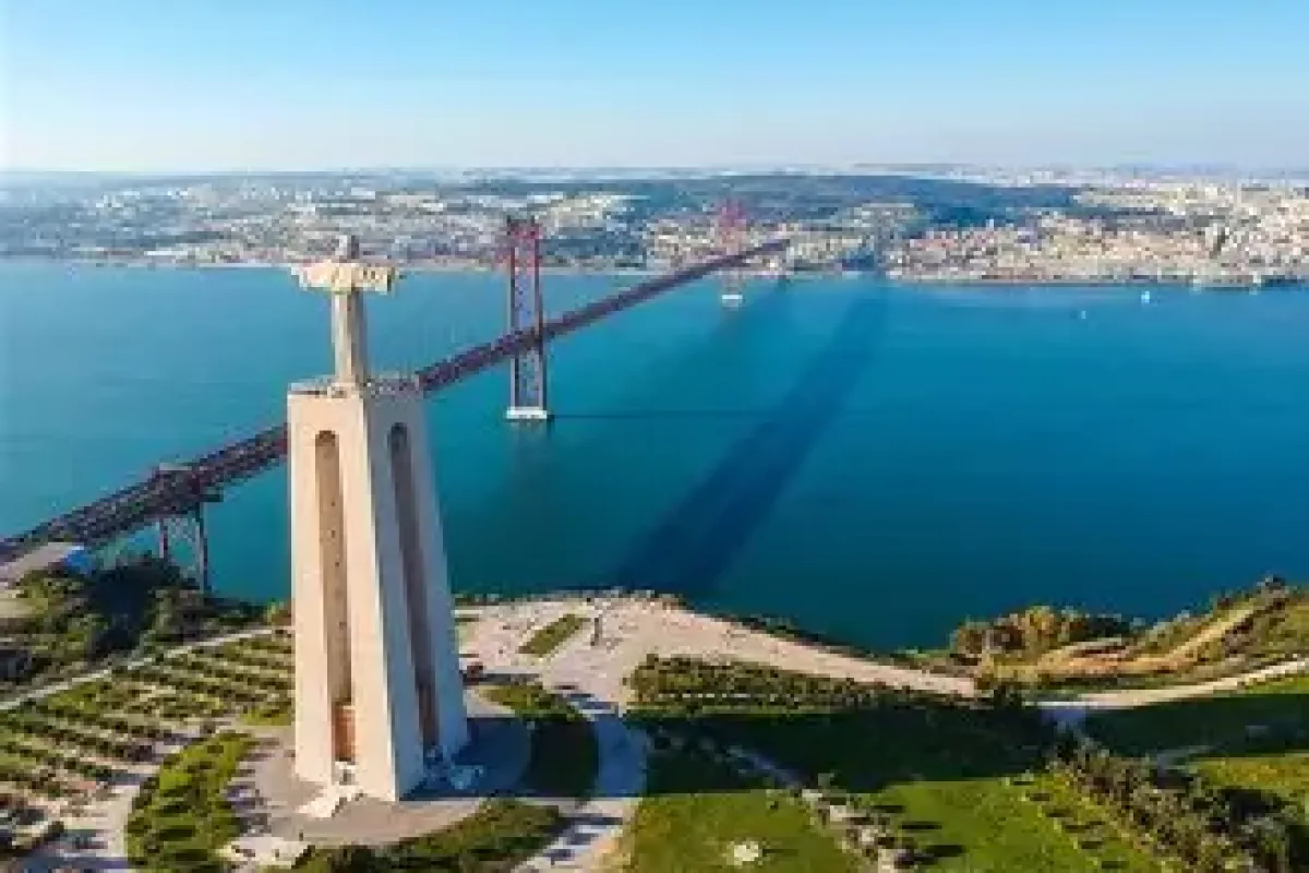Chișinău - Almada