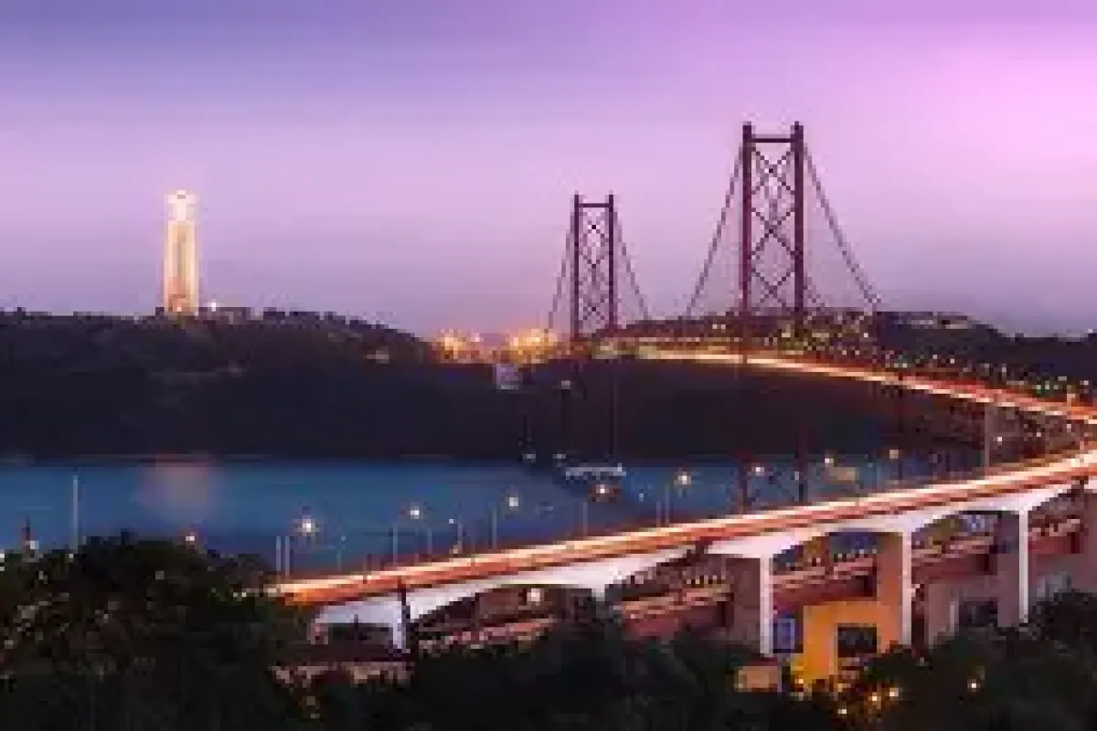 Huși - Almada