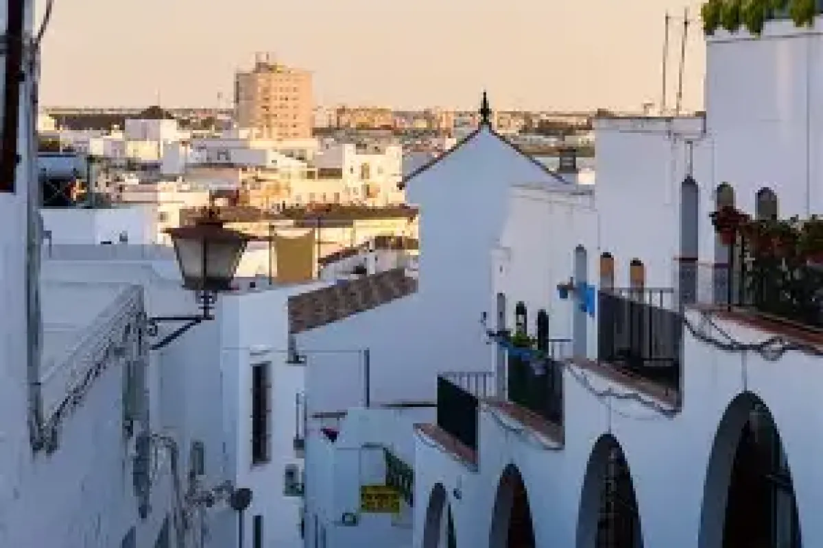 Tecuci - Ayamonte
